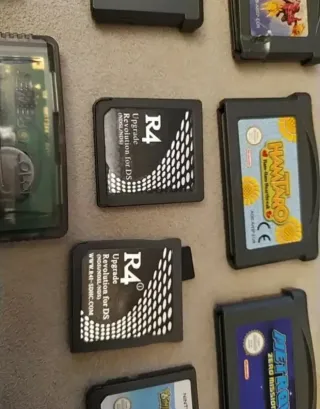 Nintendo DS Lite Negra + Juegos y Accesorios