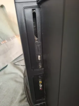 Televisión OKI 32' Negra