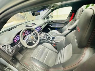 Porsche Cayenne GTS