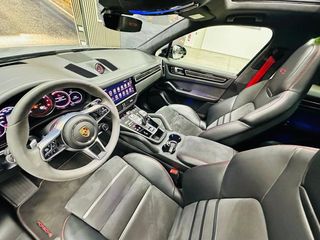 Porsche Cayenne GTS