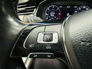 Volkswagen Passat VOLKSWAGEN Passat Variant Sport 2.0 TDI 140kW BMT DSG