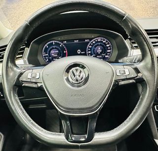 Volkswagen Passat VOLKSWAGEN Passat Variant Sport 2.0 TDI 140kW BMT DSG