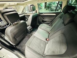 Volkswagen Passat VOLKSWAGEN Passat Variant Sport 2.0 TDI 140kW BMT DSG