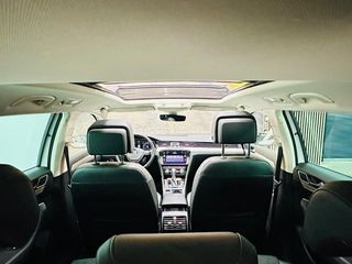 Volkswagen Passat VOLKSWAGEN Passat Variant Sport 2.0 TDI 140kW BMT DSG