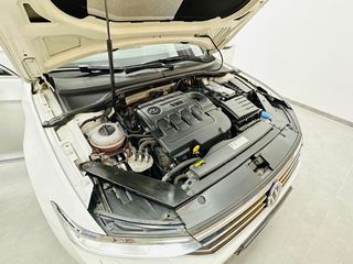 Volkswagen Passat VOLKSWAGEN Passat Variant Sport 2.0 TDI 140kW BMT DSG