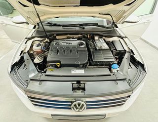 Volkswagen Passat VOLKSWAGEN Passat Variant Sport 2.0 TDI 140kW BMT DSG