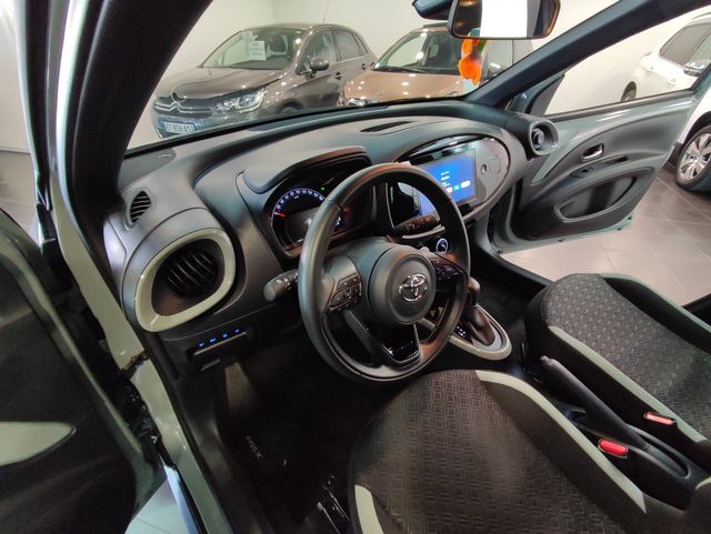 Toyota Aygo X Cross 1.0 VVT-I 72CV Undercover CVT