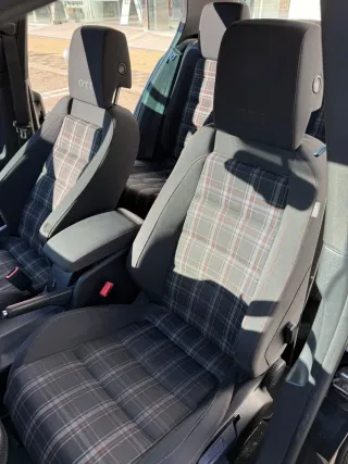 Volkswagen Golf 2011