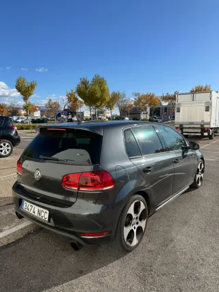 Volkswagen Golf 2011
