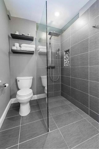 Suelos cerámicos porcelánicos laminados y vinílico