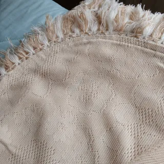 Tres colchas vintage beige