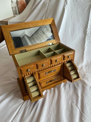 Joyero de madera