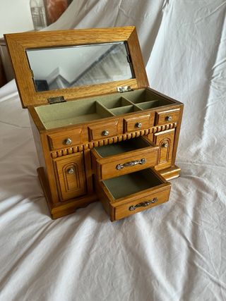Joyero de madera