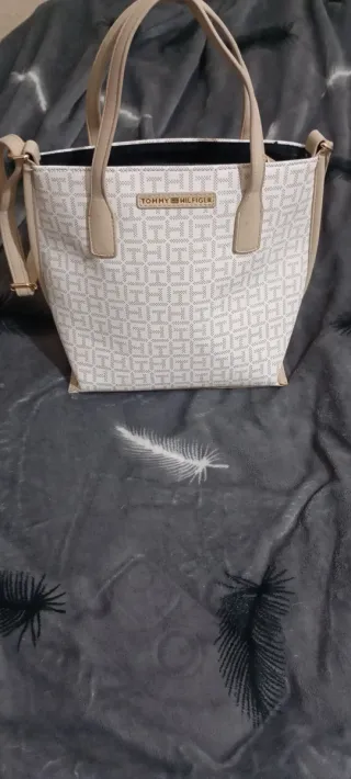 Bolso Tommy Hilfiger Beige y Blanco