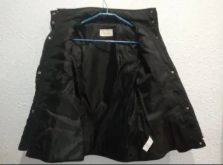 Cazadora acolchada negra