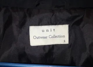 Cazadora acolchada negra