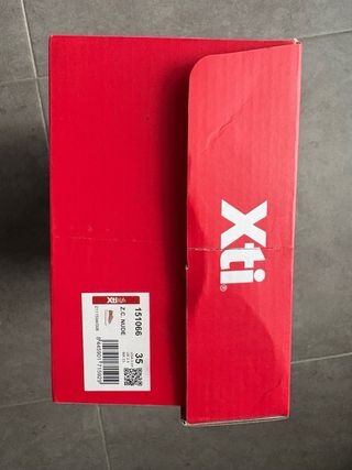 Zapatillas XTI rosa/blanco Talla 35