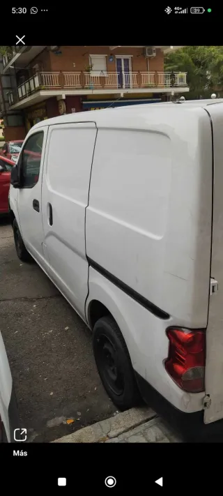 Nissan NV200 2013