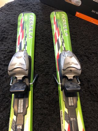 Kit Esquí Infantil: Esquís, Botas y Casco