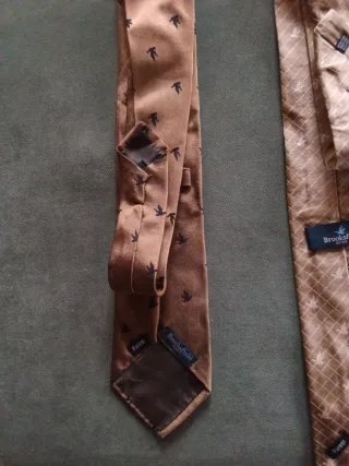 Corbatas Brookfield Beige y Marrón