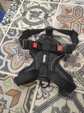 Arnés para perro Karlie negro Talla S