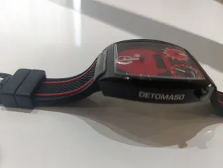 Reloj Detomaso Caballero Digital Negro/Rojo