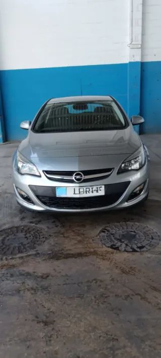 Opel Astra 2013
