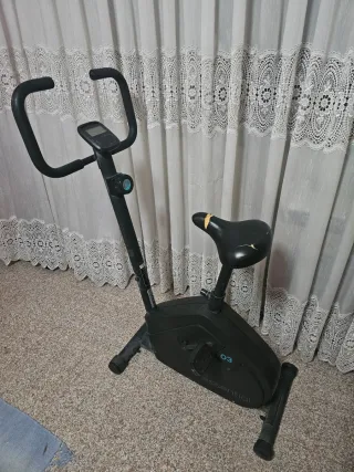 Bicicleta Estática Negra