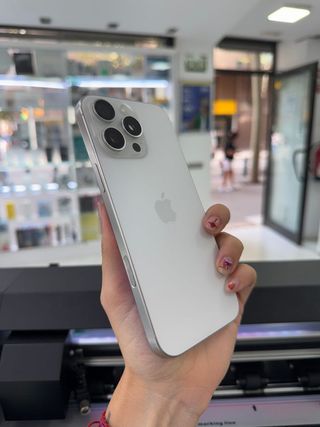 IPHONE 16 PRO MAX 256GB