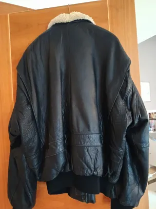 Chaqueta Cuero Massimo Dutti Negra