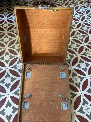 Máquina de escribir Hispano Olivetti Studio 46