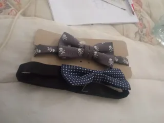 Lote 2 Pajaritas talla M , son como para cadete