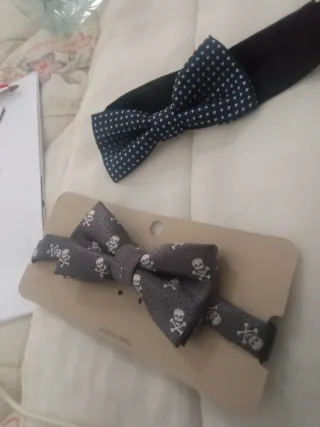 Lote 2 Pajaritas talla M , son como para cadete