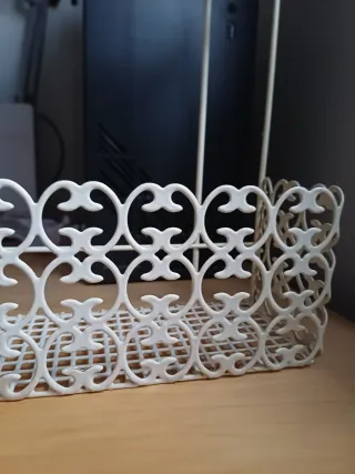 Estante de metal blanco de 2 niveles