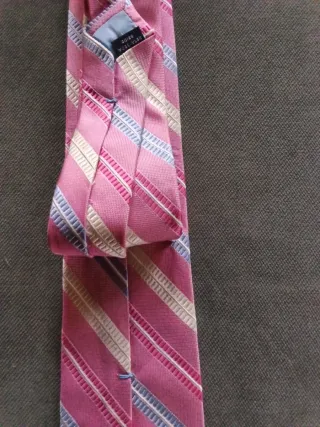 Corbata Faconable Rayas Rosas y Azules