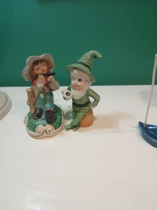 Figuras de cerámica decorativas