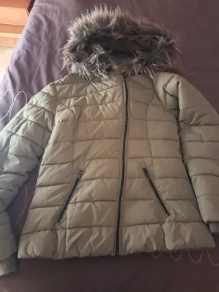 Anorak niña o mujer  verde talla L con capucha