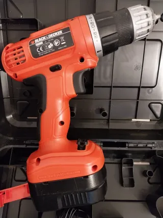 Aparafusadora Black&Decker 12V