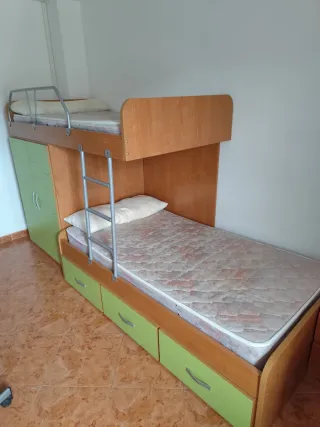 Litera juvenil con armario y cajones