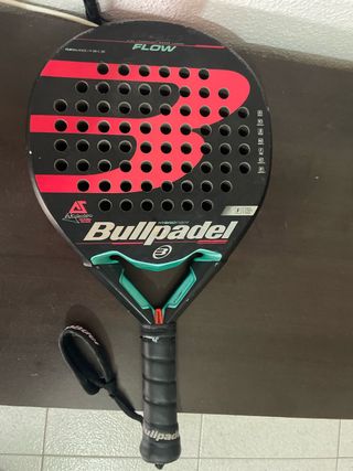 Pala de pádel Bullpadel Flow