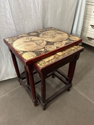 Conjunto 2 Mesas Mapa Mundo