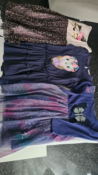 Confezione di 6 vestiti per bambina taglia 4-5