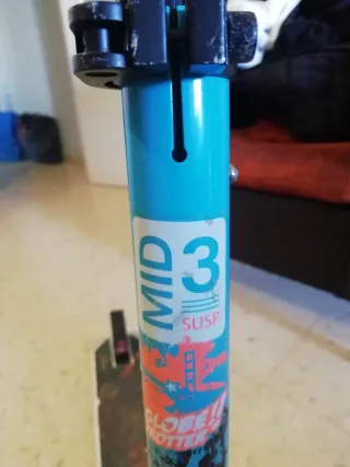 Patinete infantil azul y blanco Decathlon