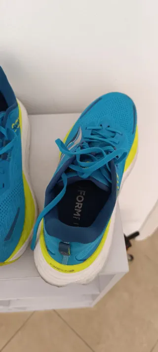 Saucony Hurricane 24 Scarpe da Corsa