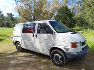 Volkswagen Transporter T4 Kombi 2.4 año 1997