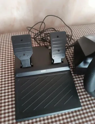 Volante con pedales hori Racing Para pc y xbox