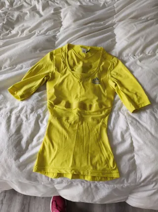 Camiseta técnica Adidas mujer amarilla