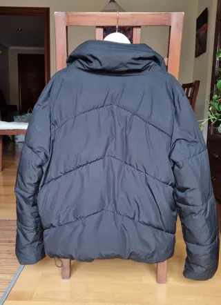 Cazadora acolchada negra mujer