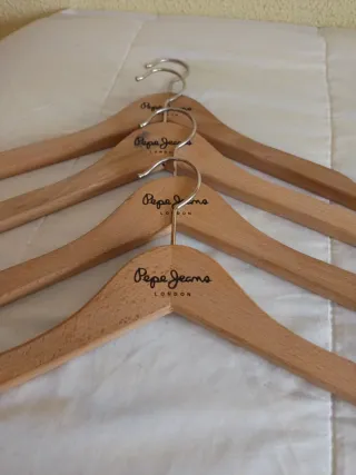 Perchas Pepe Jeans Madera Marrón (4 uds)