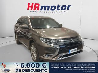 Mitsubishi Outlander PHEV Kaiteki 4WD